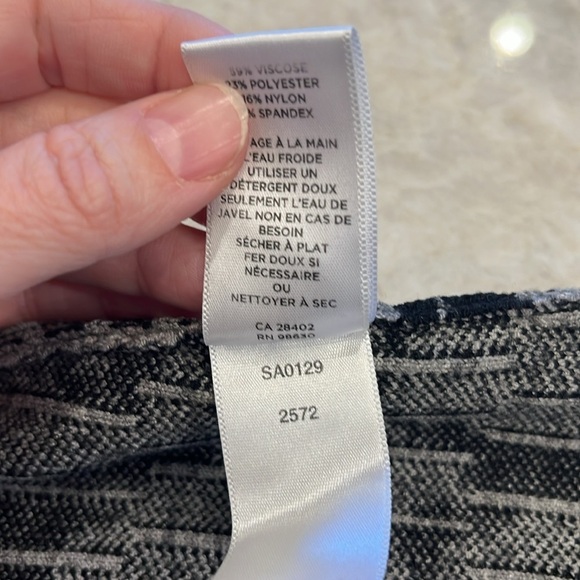 LEO & SAGE Revolve Brand | Sweater Pencil Skirt | Black & Grey | Size Large - Picture 8 of 11